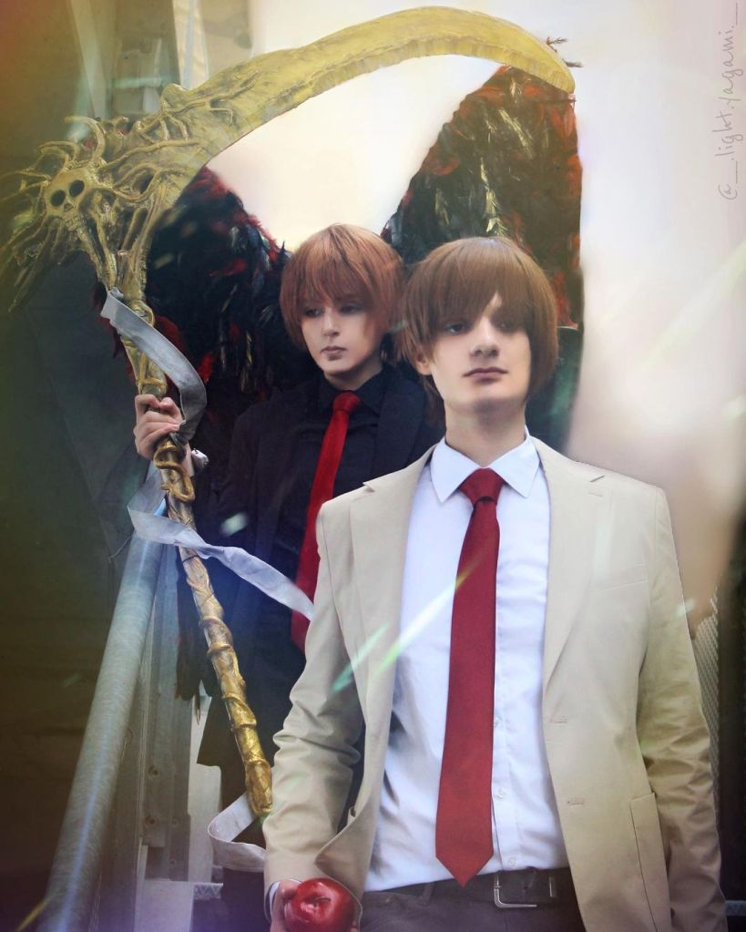 Death Note Cosplay - Light Yagami and Kira